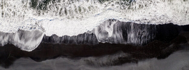 The Iconic Northern Lights Break | Northern Lights Holiday Experts in Iceland | Aurora Nights | Northern Lights Hunting in Iceland | Best Places to see the Northren Lights in Iceland